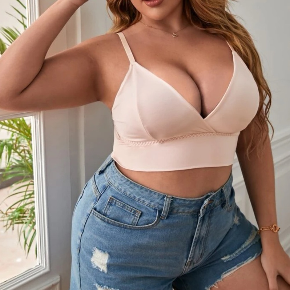 Boho plus size lilac purple plunging V neckline bralette - Picture 11 of 16